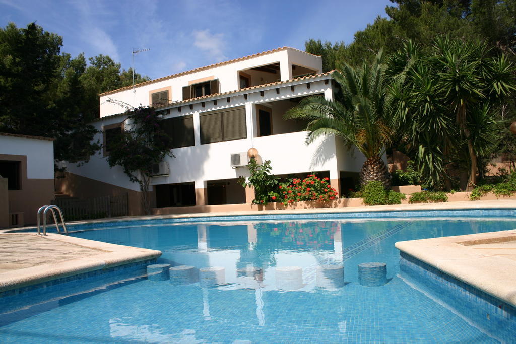 Viviendas Turisticas Vacacionales Allida Playa Migjorn Exterior photo